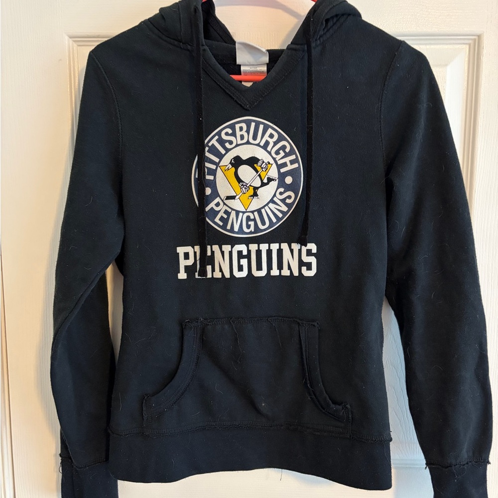 NHL Black Pullover Hoodie with Grey and White Shield Tag